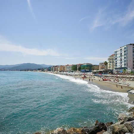 Joy Guest House Savona Exterior photo